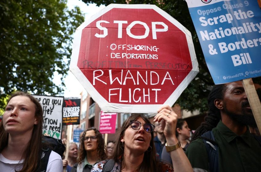  European court saves Iraqi refugee in Britain from deportation to Rwanda