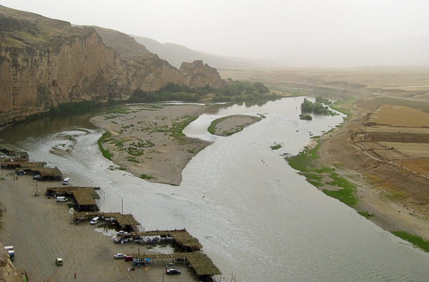  Iraq: Future of water relations with Iran unknown