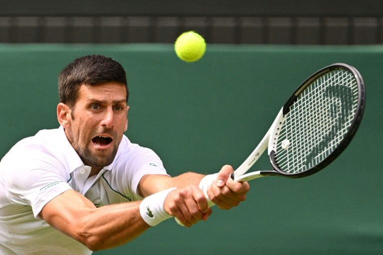  Novak Djokovic faces fellow Serb Miomir Kecmanovic