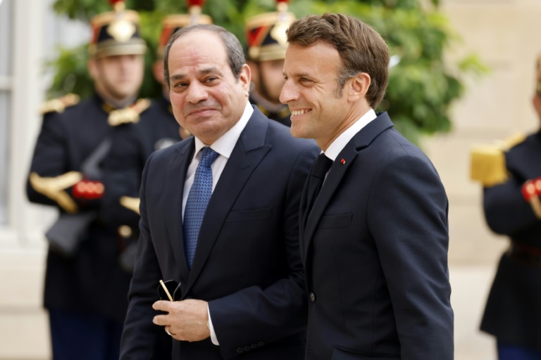  Macron hosts close ally Egypt’s al-Sisi