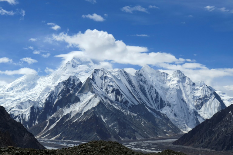  Three foreign climbers feared dead on Pakistani peaks