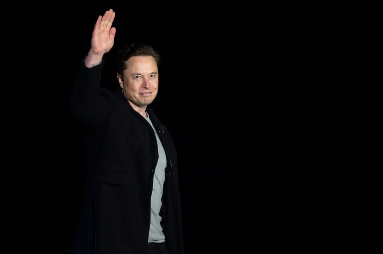  Musk, Twitter get Oct. 17 trial in buyout fight