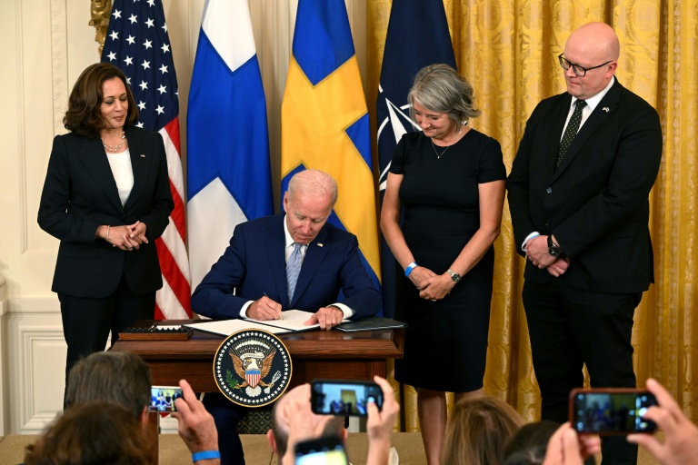  Biden signs ratification of Finland, Sweden NATO bids