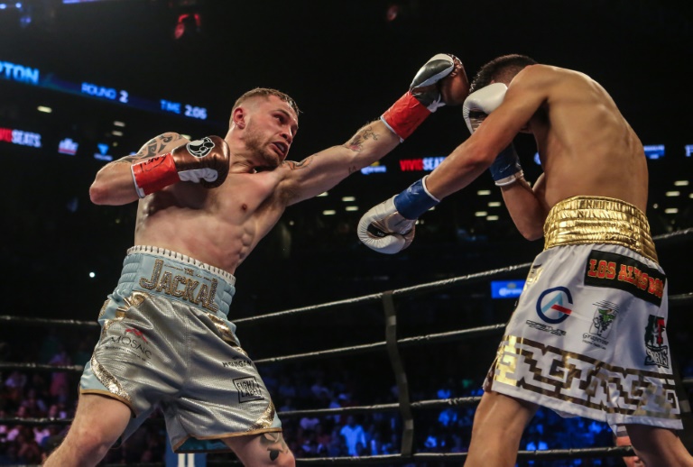  Ex-boxer Frampton fights for integrated schools in Northern Ireland