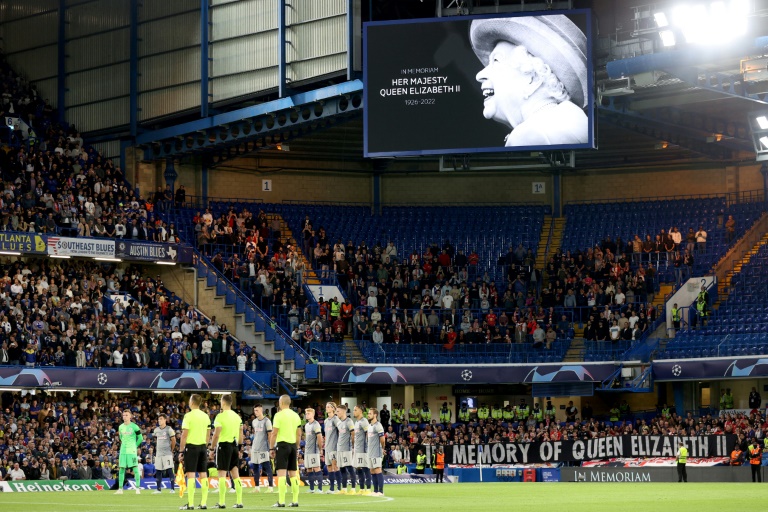  Premier League to pay tribute to queen in reduced schedule