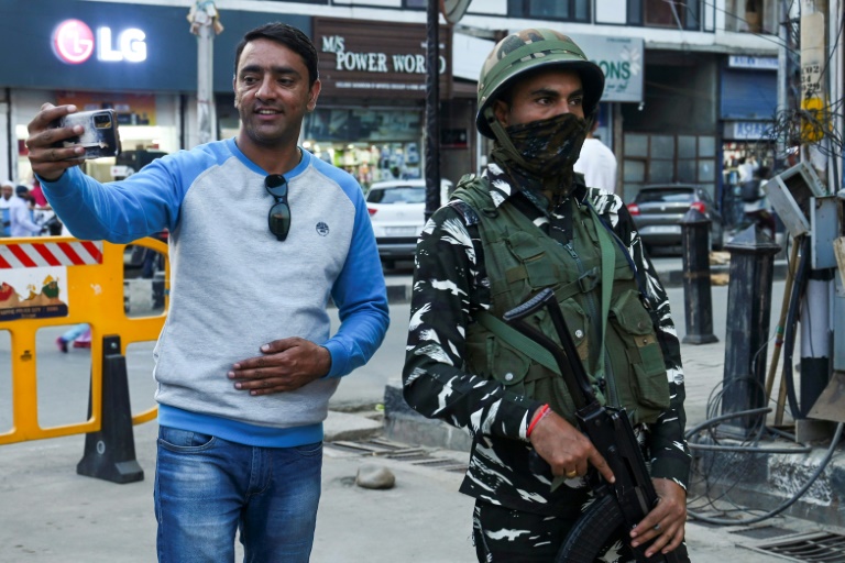  Conflict tourism: Kashmir hottest new destination for Indians