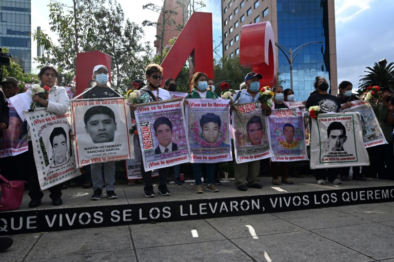  Thousands march to demand justice for Mexico’s missing students