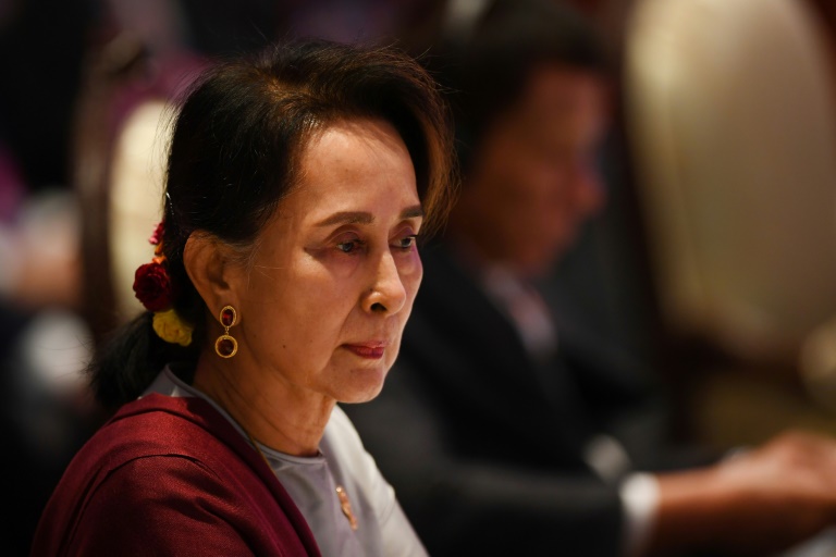  Myanmar’s Suu Kyi and Australian economist sentenced to 3 years