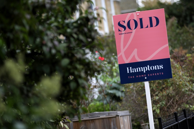  UK housing market hit by budget fallout