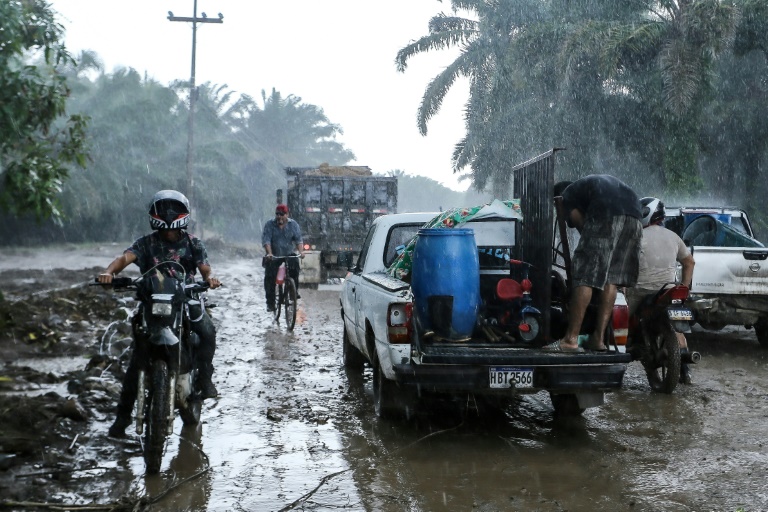  Hurricane Julia slams Nicaragua, menaces Central America