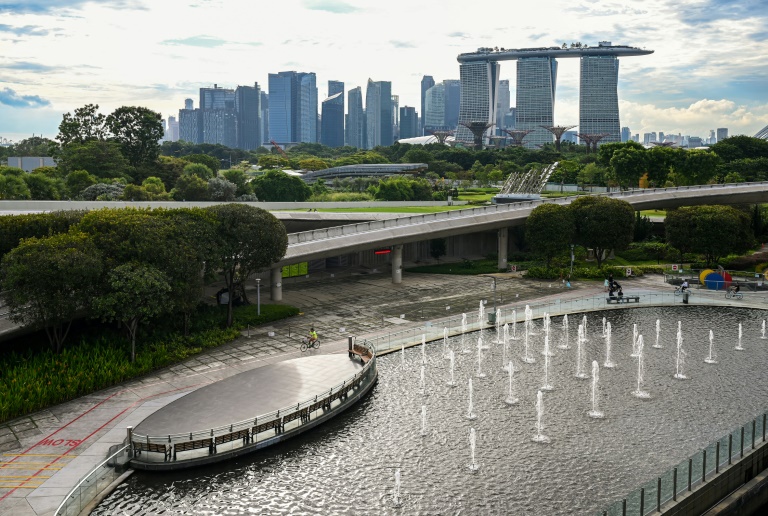  Singapore’s economy grows 4.4% in Q3