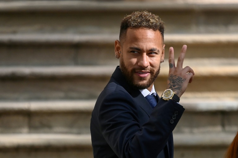  Spain prosecutors drop charges against Neymar and others