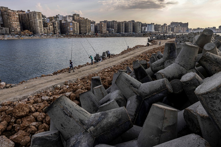  Alexandria, Egypt faces danger of land sinking