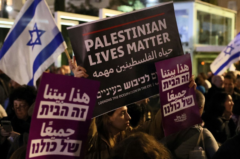  Israelis protest new Netanyahu government