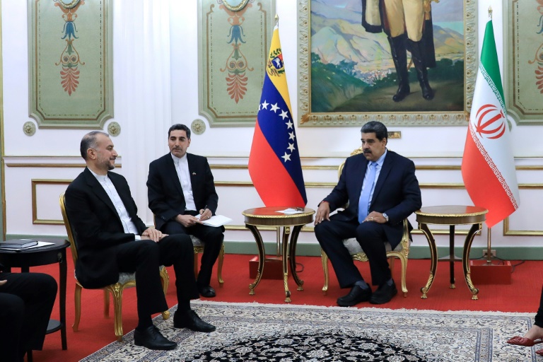  Maduro, Iranian diplomat discuss defense against ‘external pressures’