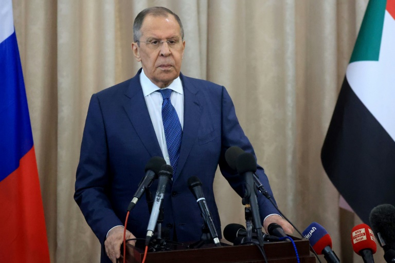  Russia’s Lavrov backs Sudan bid to lift UN sanctions