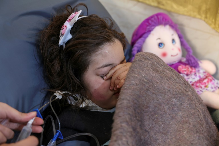  Syrian girl rescued after quake battles ‘crush syndrome’