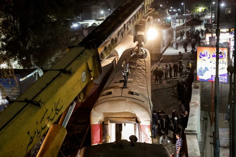  Four dead in Egypt train crash: new toll