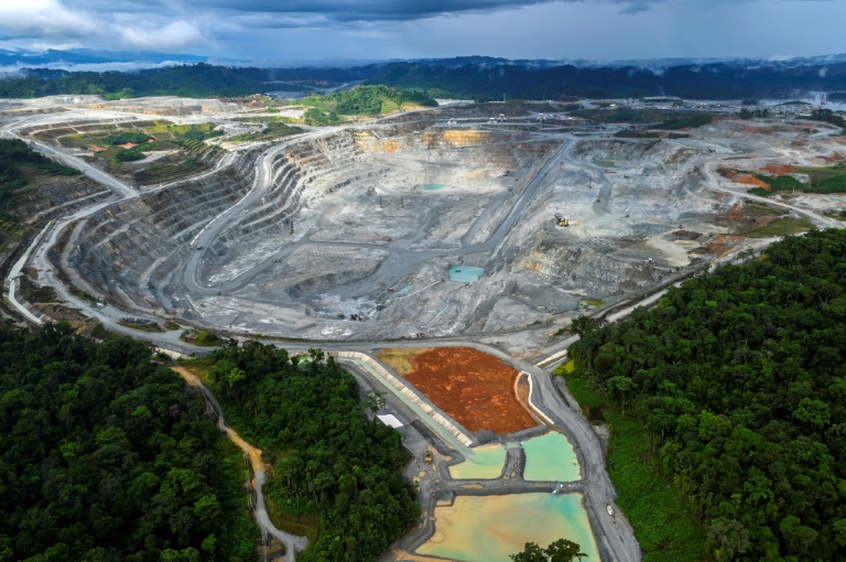 Panamá y grupo canadiense acuerdan reabrir importante mina de cobre