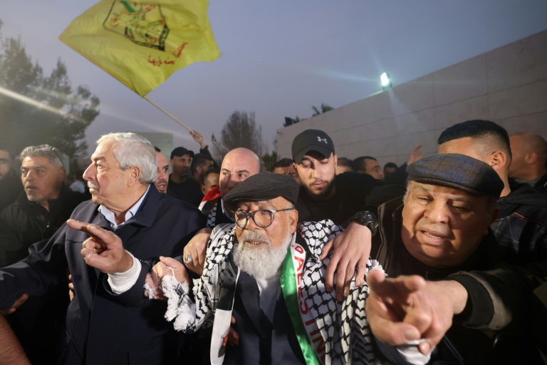  Israel releases oldest Palestinian prisoner
