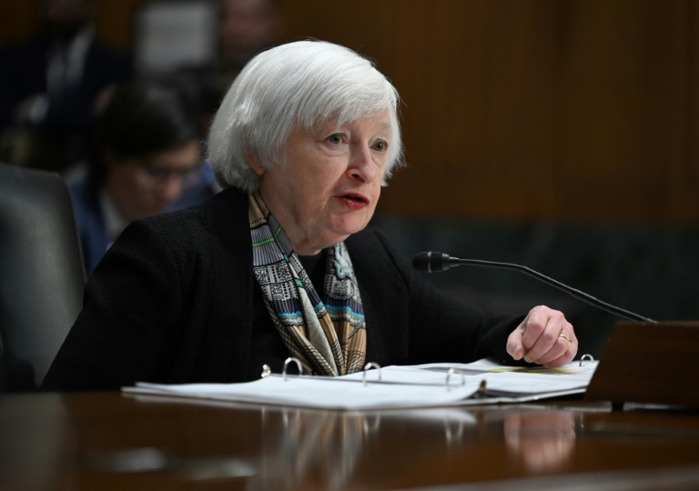 Yellen says US banking system sound despite turmoil