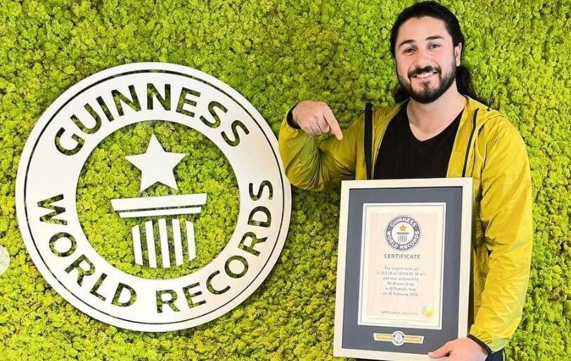  Iraqi artist breaks Guinness World Record with giant drawing