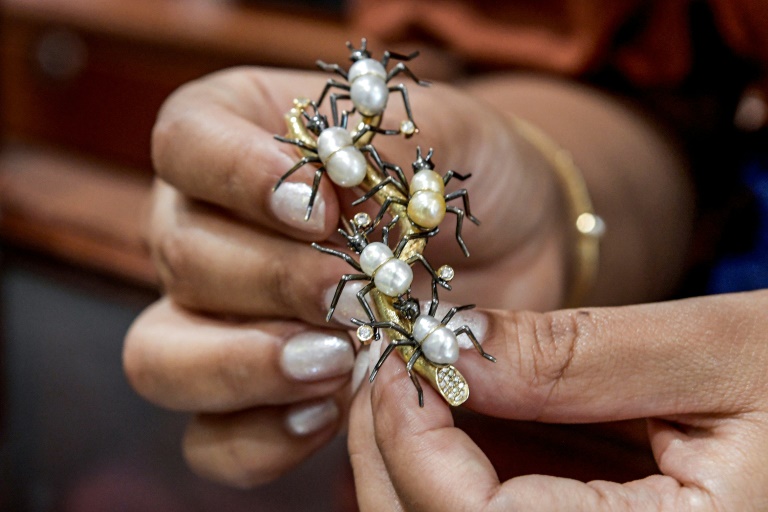  A real gem: in Bahrain, only natural pearls will do