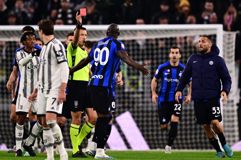  Police ban 171 Juve fans from stadium for Lukaku racist chants
