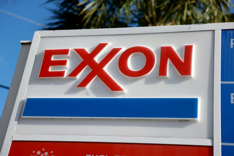  ExxonMobil, Chevron report higher profits despite oil price dip