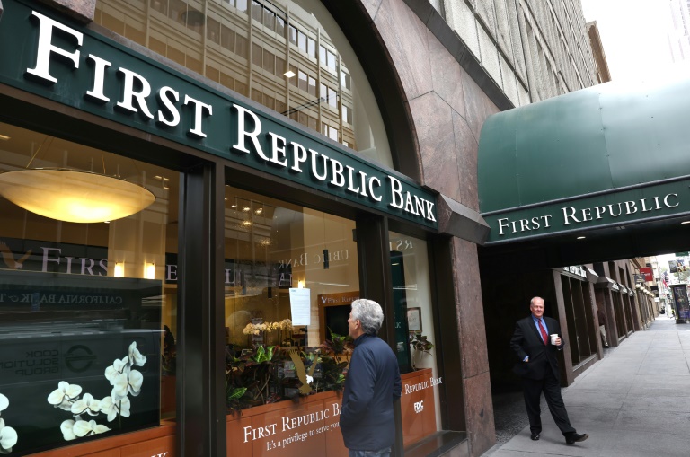  Relief at First Republic sale, but US banks still face pressure