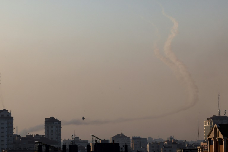  Rocket fire from Gaza after Palestinian hunger striker dies