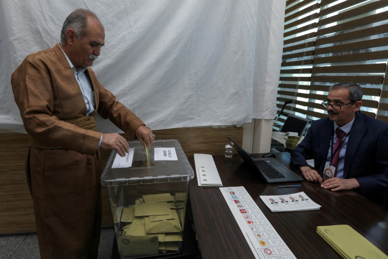  Iraqi Kurds keep nervous eye on Turkish elections