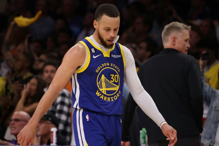  Kerr says Warriors star trio have ‘plenty left in tank’ after playoff ouster