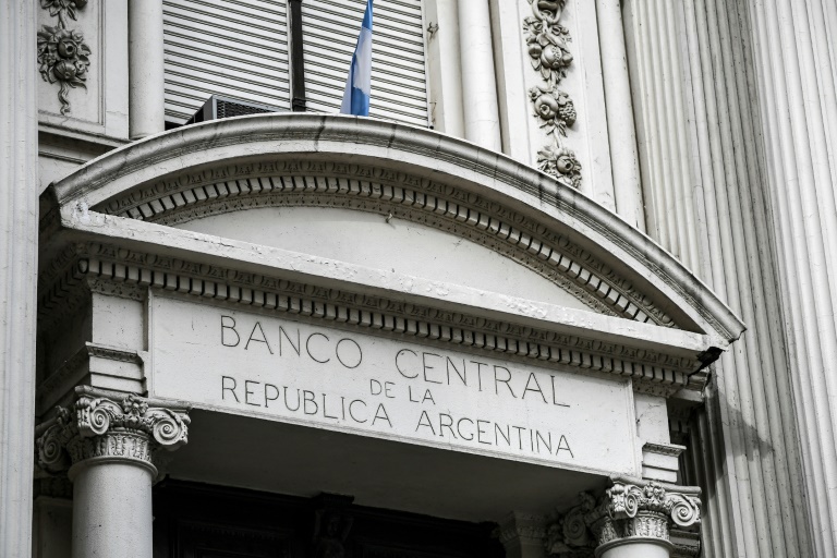  Argentina ramps interest rate to 97% as inflation soars