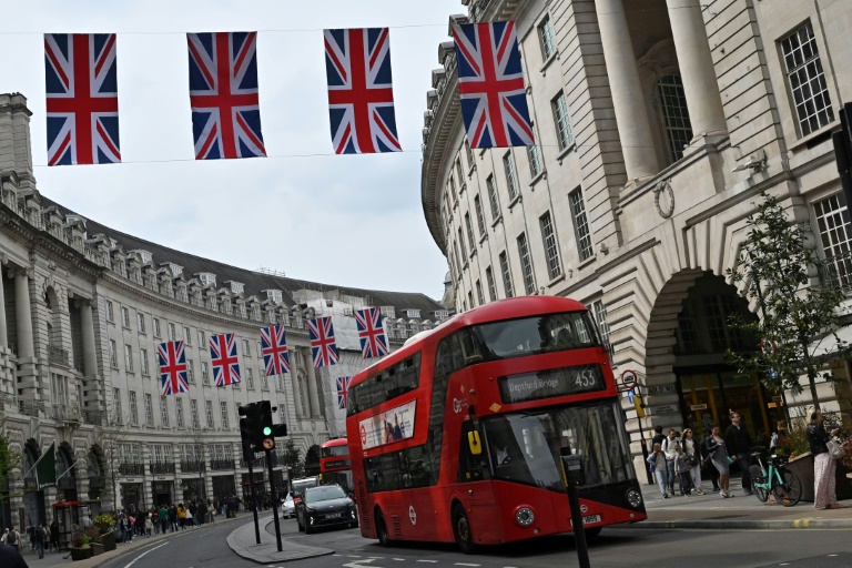  IMF forecasts UK economic growth in major U-turn