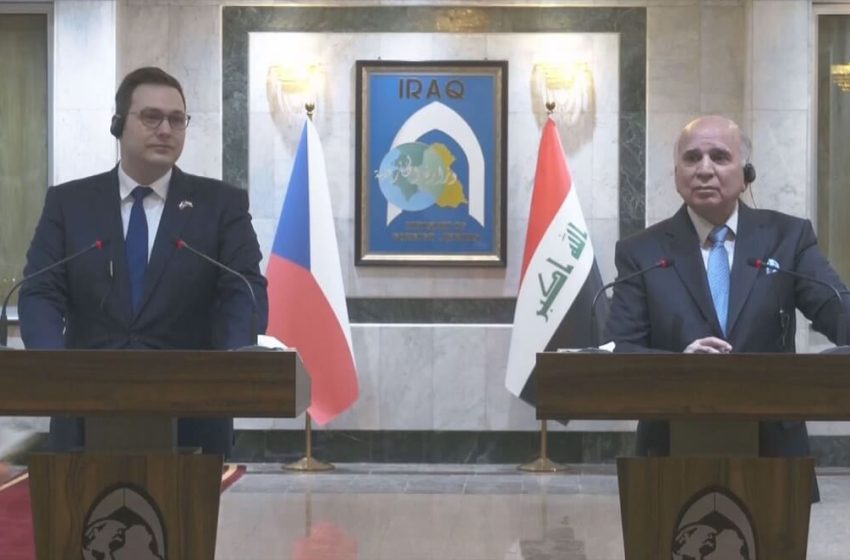  Iraqi, Czech FMs discuss economy, investment and education