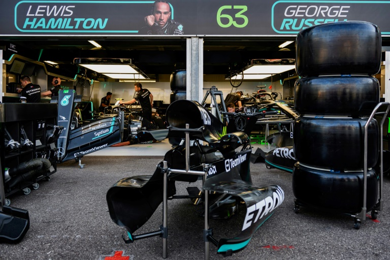  Hamilton eager to see how Mercedes upgrades perform in Spain