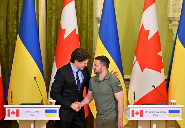  Zelensky says counteroffensive ‘taking place’ as Trudeau visits Kyiv