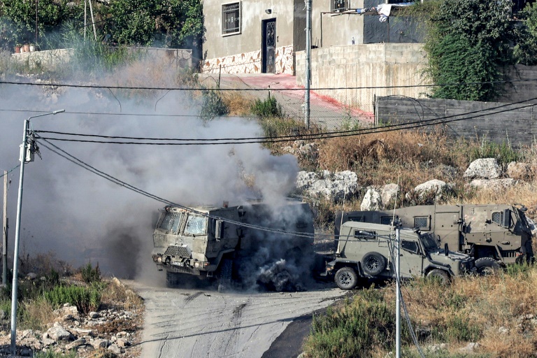  Three Palestinians killed in Israeli West Bank raid with helicopter fire