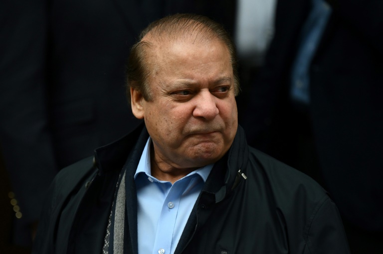  Pakistan passes law paving way for return of exiled ex-PM