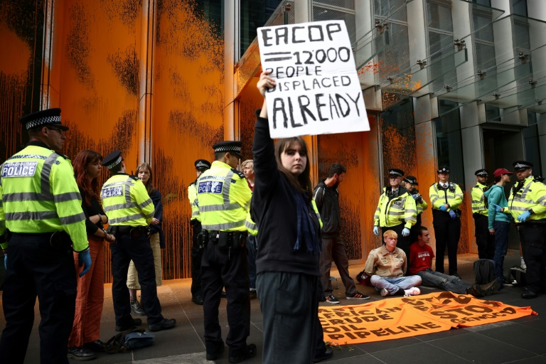  Climate protesters target TotalEnergies’ UK headquarters