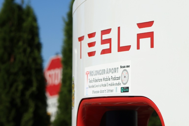  US safety regulators demand more records on Tesla Autopilot