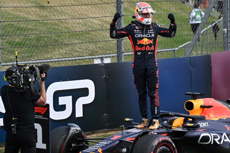  Verstappen continues charge to third title at Silverstone