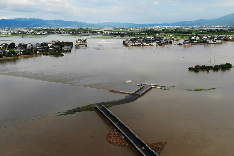  One dead as Japan warns of ‘heaviest rain ever’ in southwest
