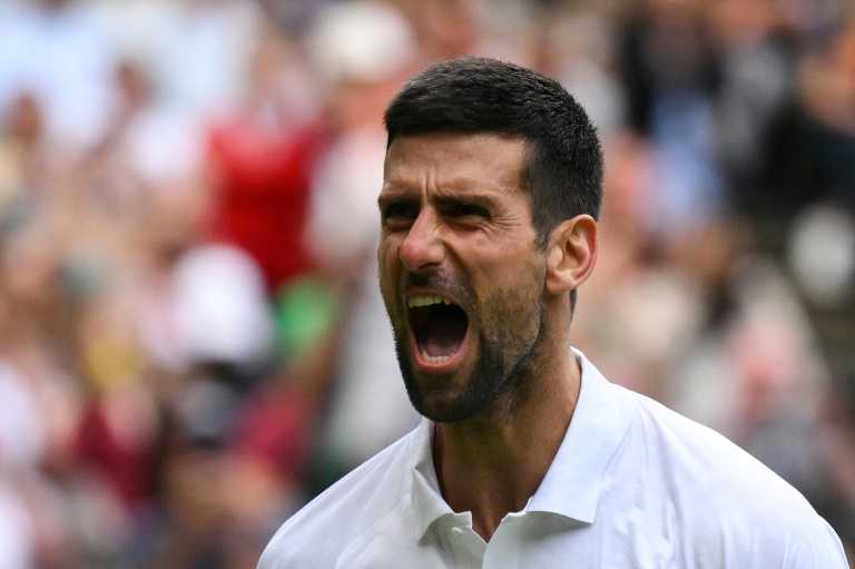  Djokovic into 12th Wimbledon semi-final, 46th at Slams