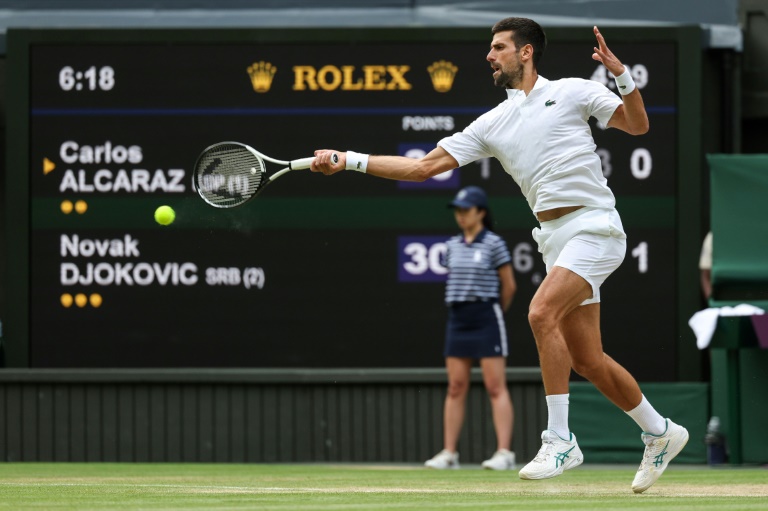  Alcaraz beats Djokovic in five sets to win first Wimbledon title