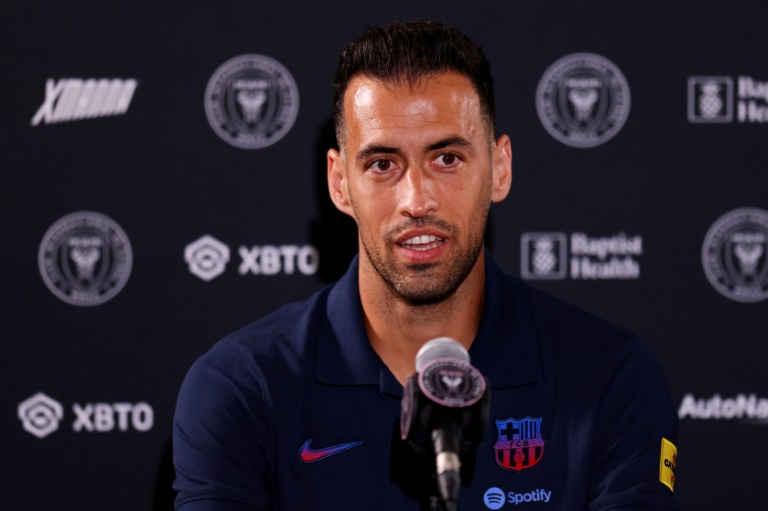  Busquets inks deal to join Messi in Miami
