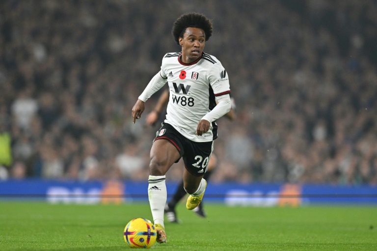  Willian staying another season at Fulham