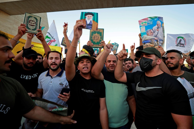  Iraqis rally as Swedish diplomats leave Baghdad in Quran row