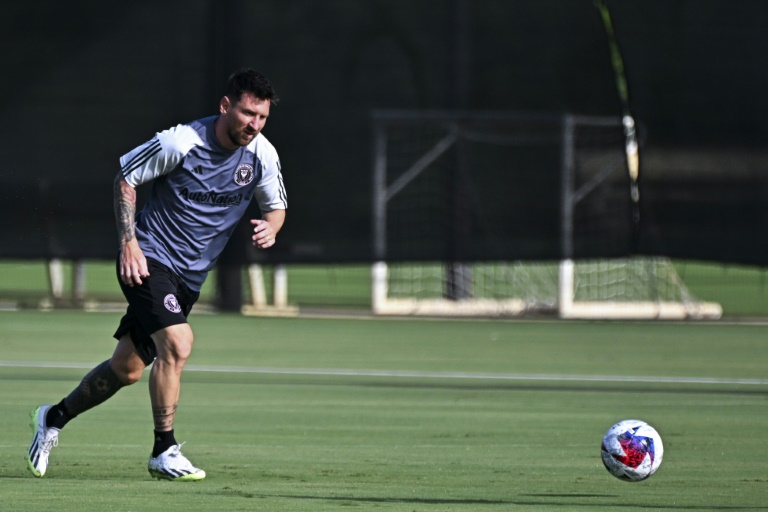  Messi could make first start against Atlanta says Martino